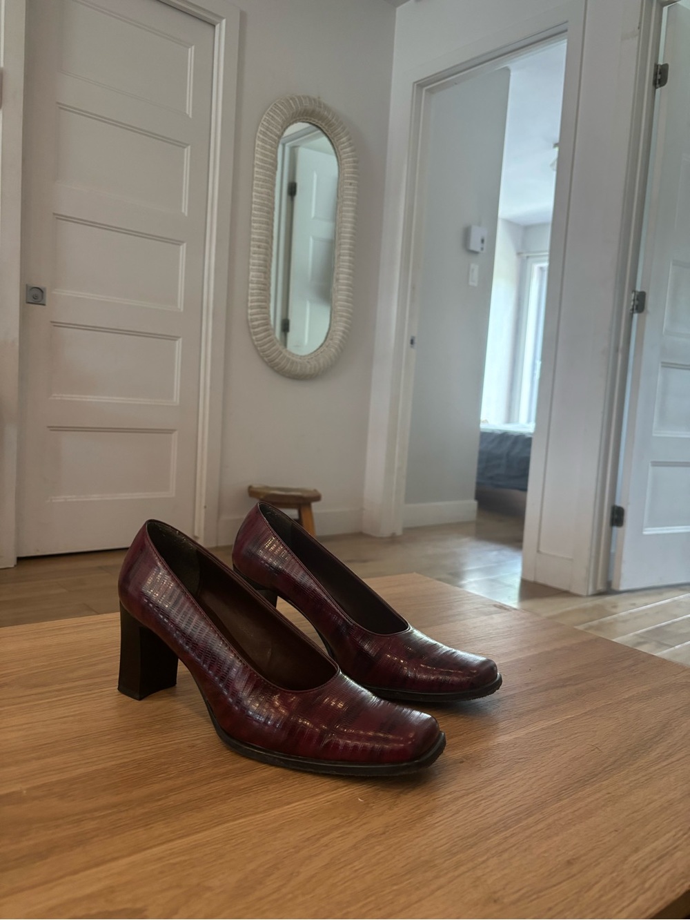 ItalianLeather Burgundy Square-Toe Heel Pumps size 40